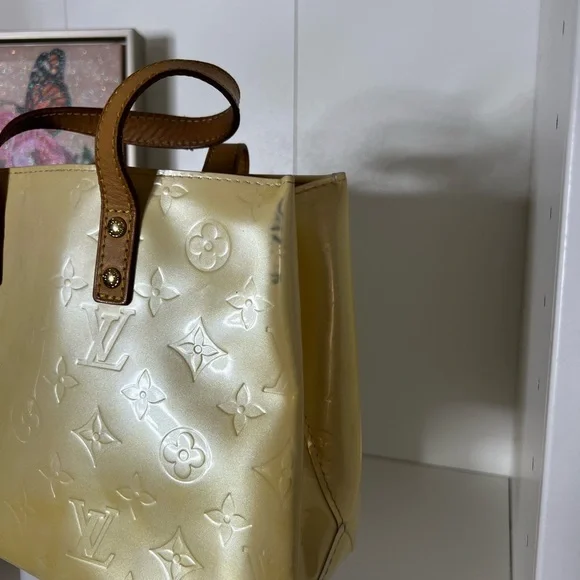 🔥🔥Louis Vuitton Cream Monogram Vernis Tote - Picture 10 of 12